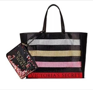 Victoria’s Secret tote bag w/ mini bag